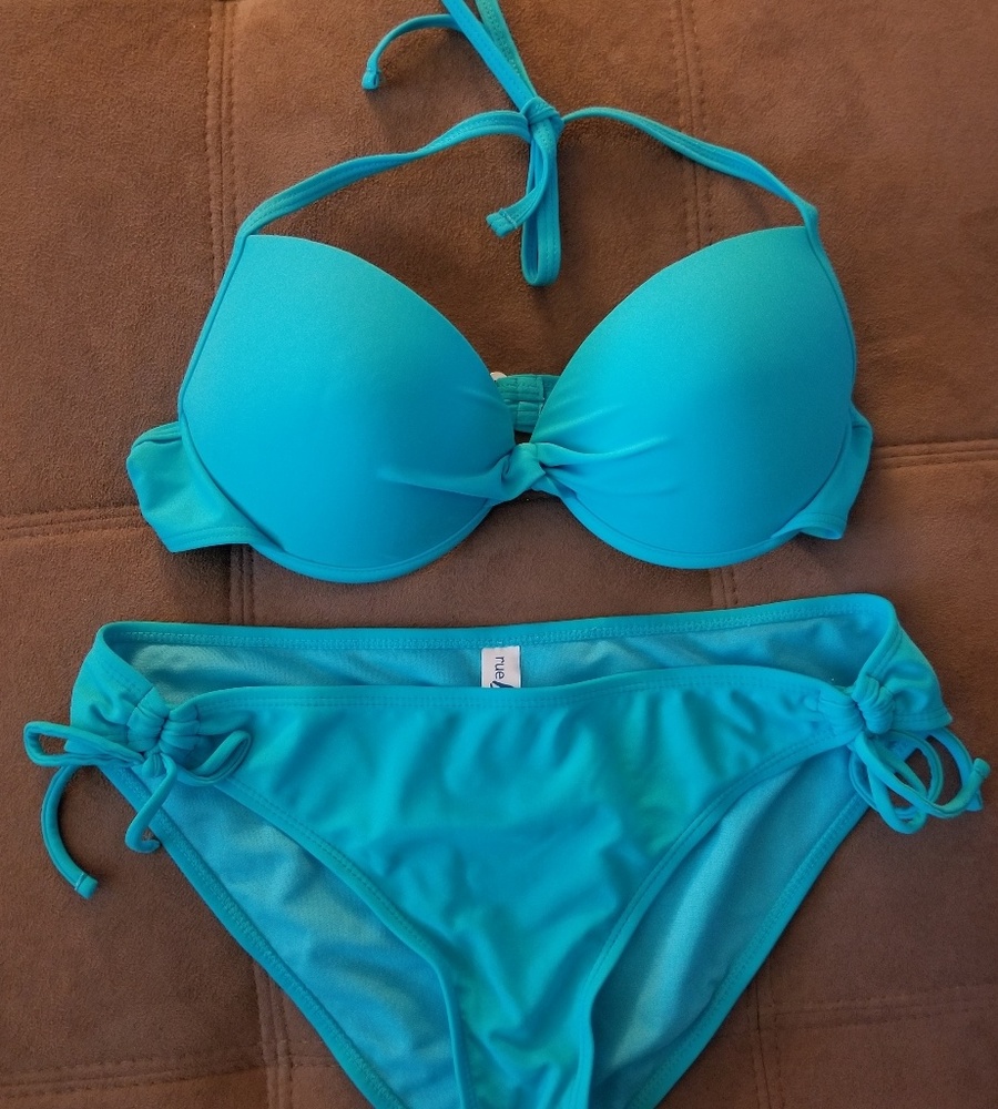 Rue 21 Womens M/L 2 piece blue swimsuit